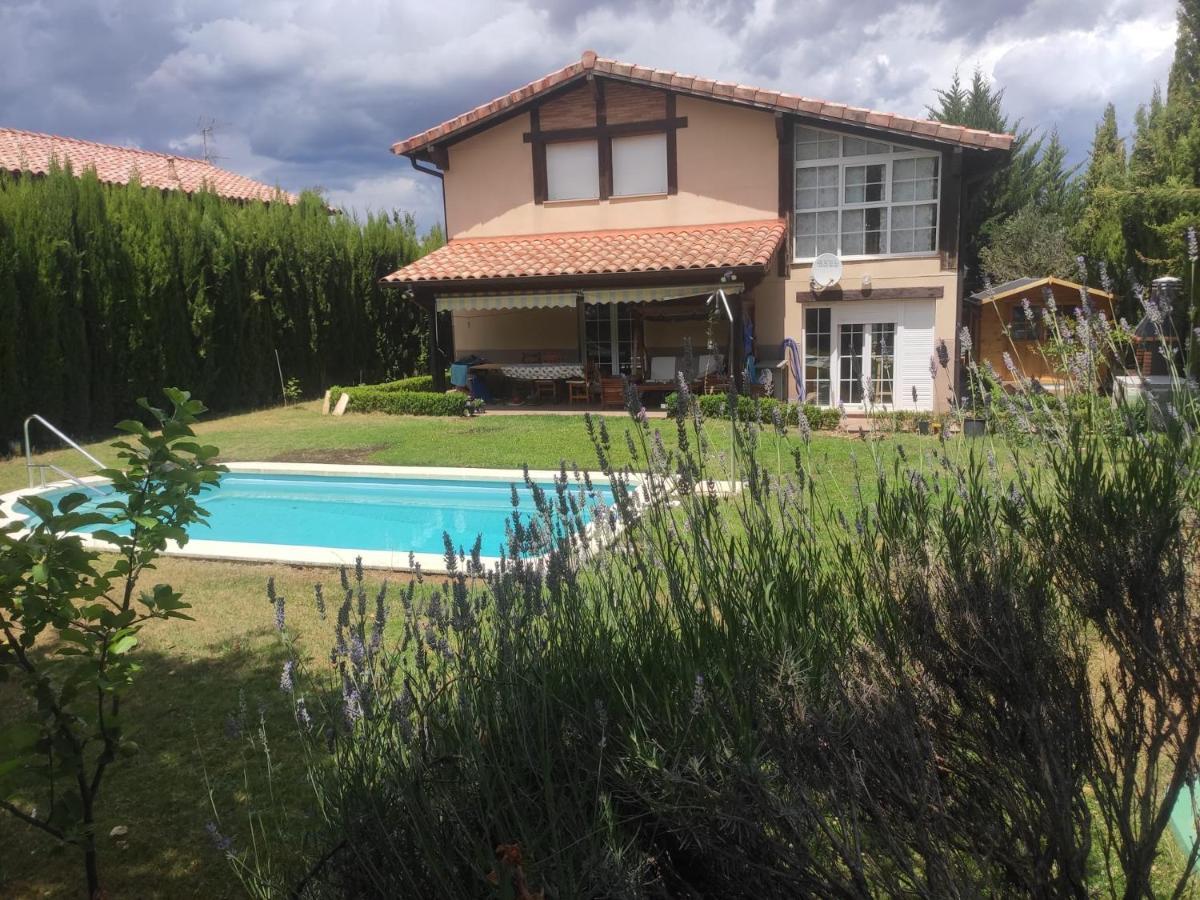 Vivienda El Olivo Con Piscina Privada Y Jardin. Villa Ayegui Eksteriør bilde