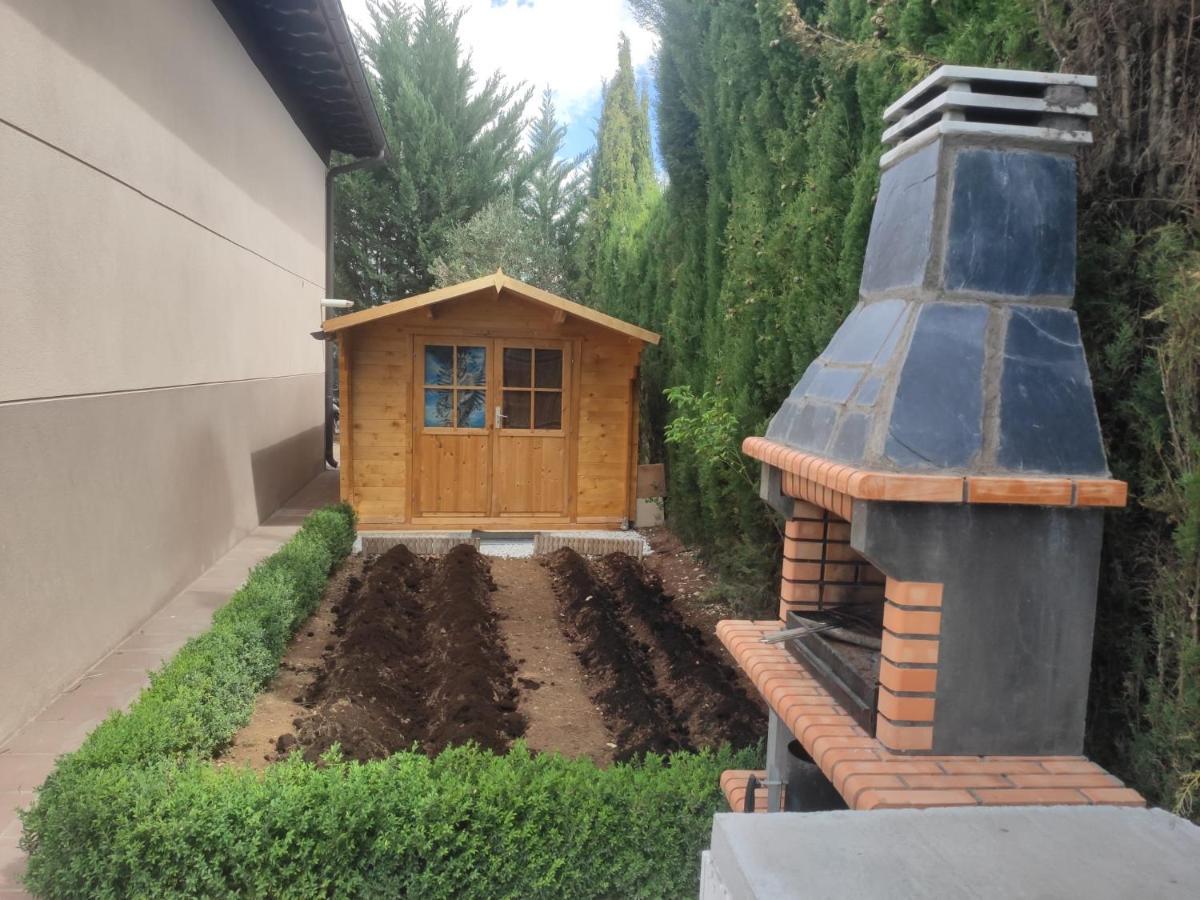 Vivienda El Olivo Con Piscina Privada Y Jardin. Villa Ayegui Eksteriør bilde